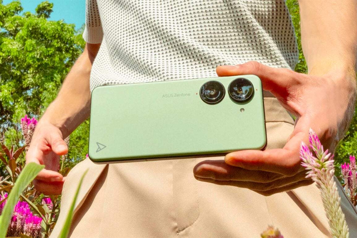 ASUS Zenfone 10 グリーン 本体 スマートフォン本体 ASUS zenfone10 (8GB/128GB) Zenfone 10｜Phones