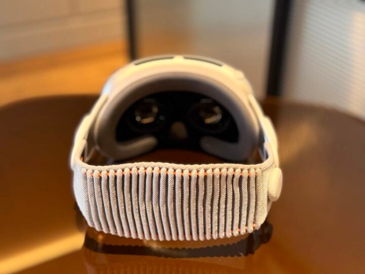 Vision Pro band