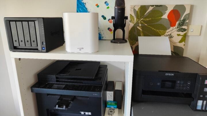 ASUS EBM68 in office