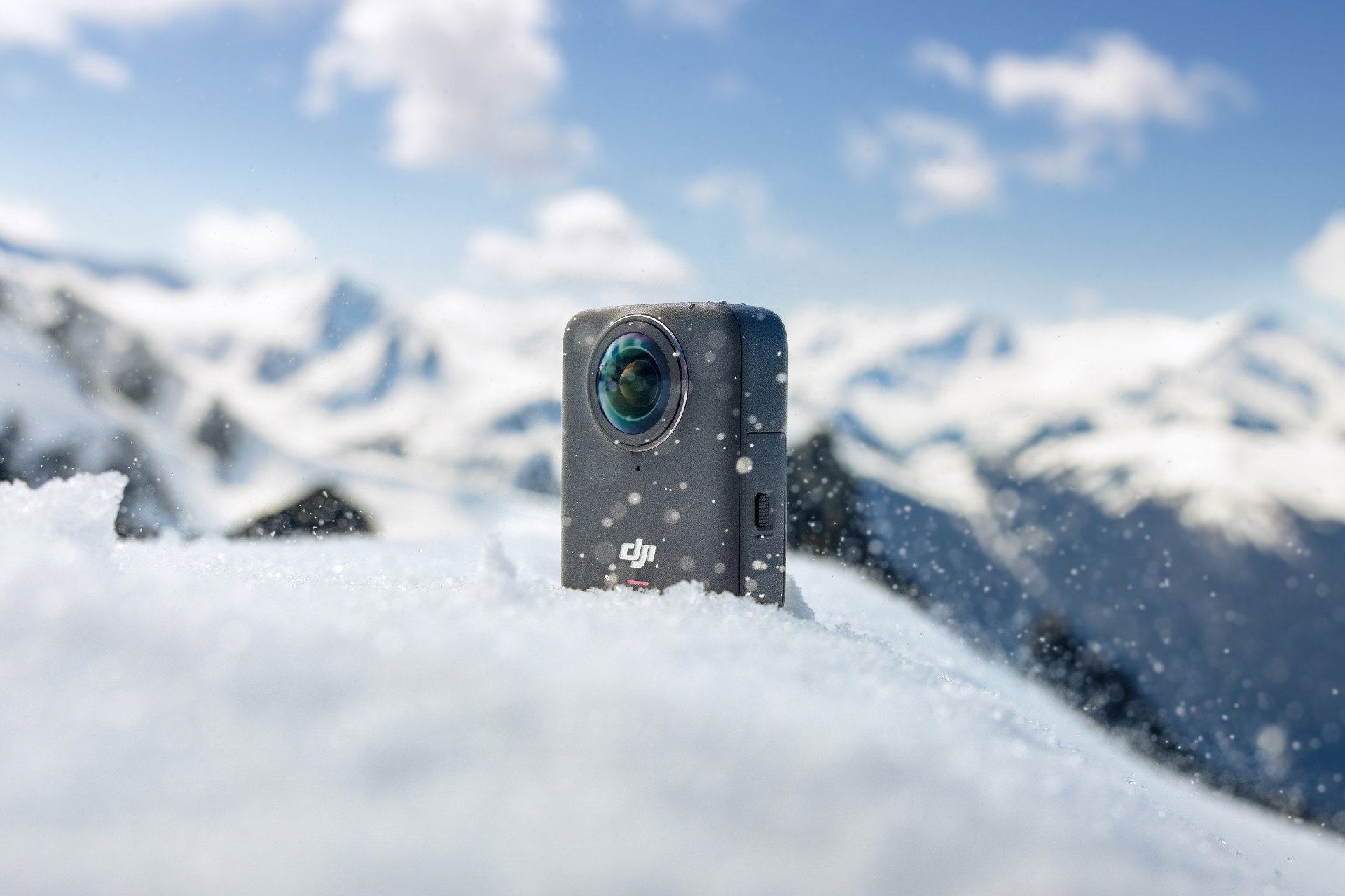 DJI enters Insta360's domain with the Osmo 360 camera