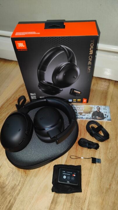 JBL Tour One M3 box contents