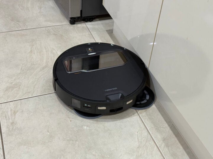 Roborock Saros Z70 extendable mop