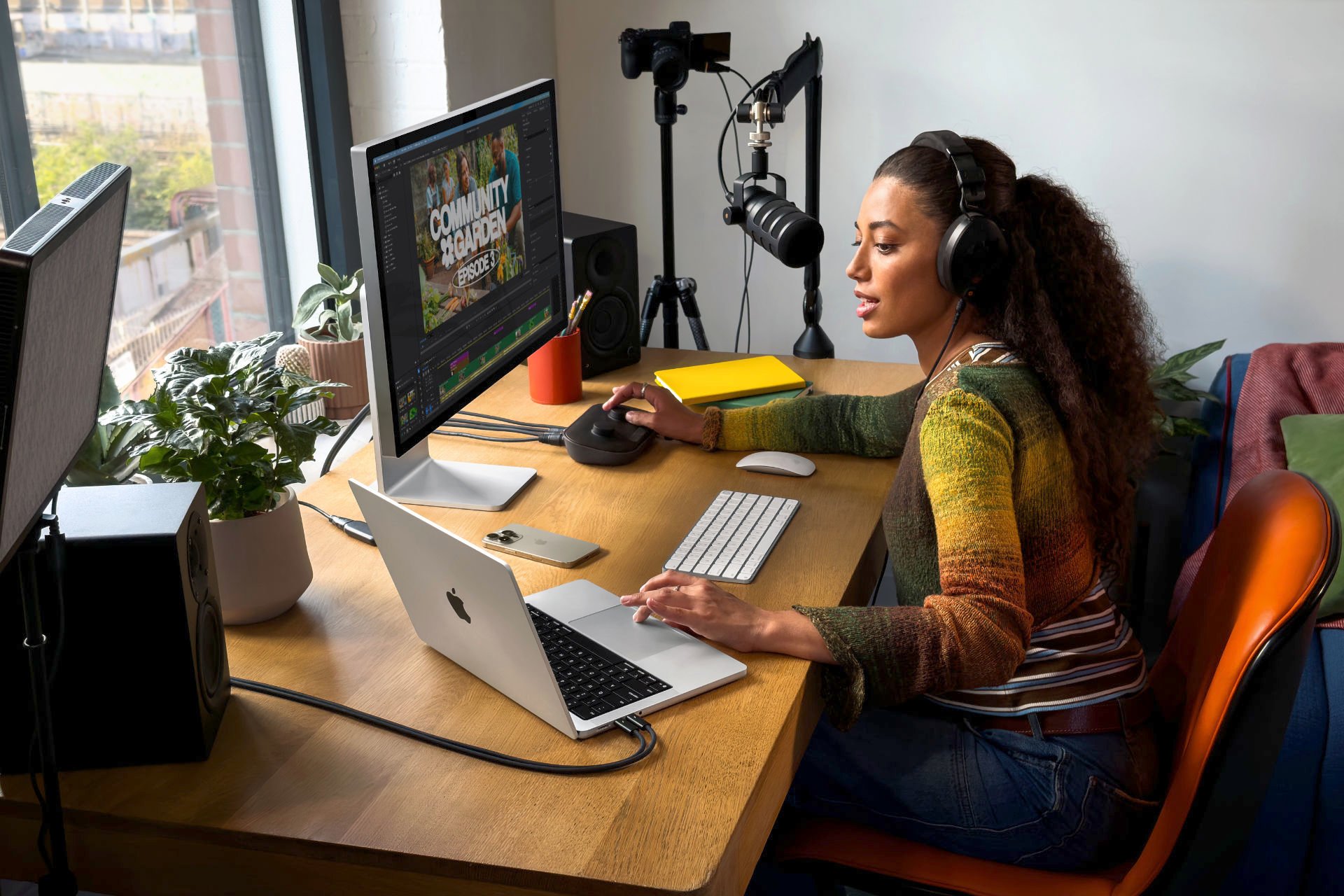 Just how much more powerful is the new M5 MacBook Pro?