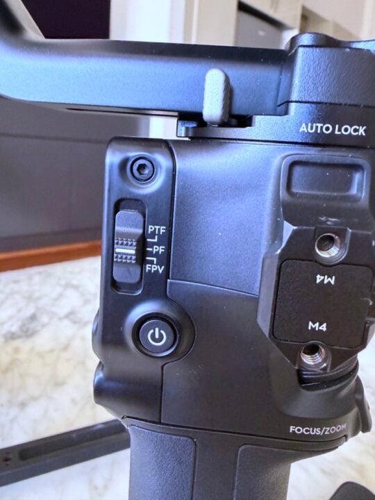 DJI RS4 gimbal switch