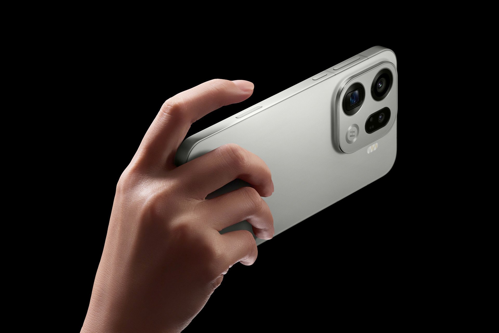 AI ranks low on Australian phone preferences, Oppo says