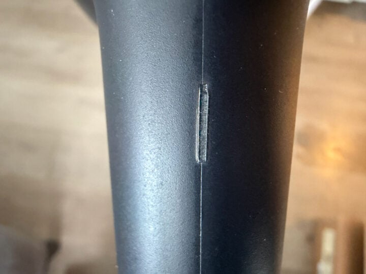 Roborock H60 Hub Ultra static discharge point