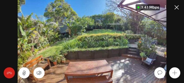 Floodlight Camera Pro Smartphone view
