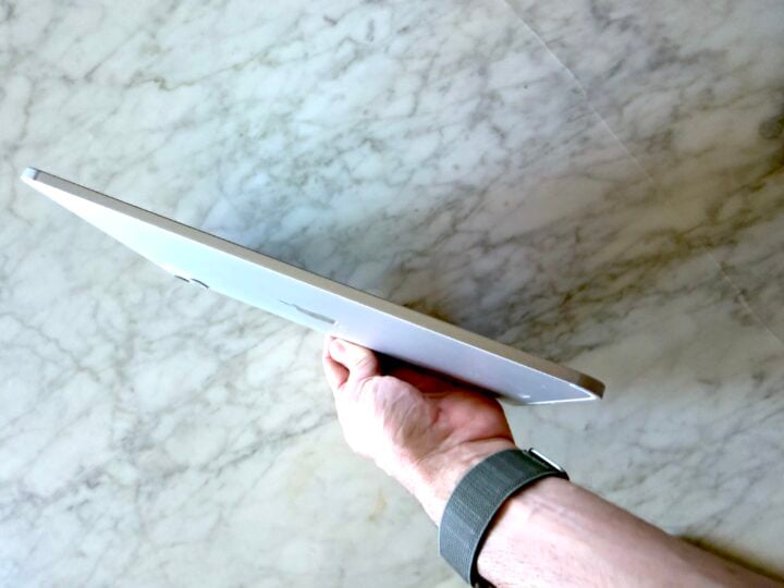 The iPad Pro (M5) is nice and thin