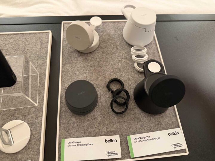 Belkin modular charging dock for Android