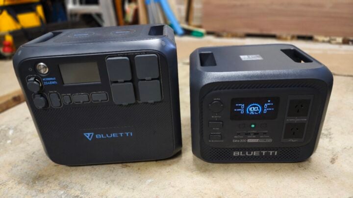 Bluetti AC200 Max (2000Wh) vs Elite 300 (3000Wh)
