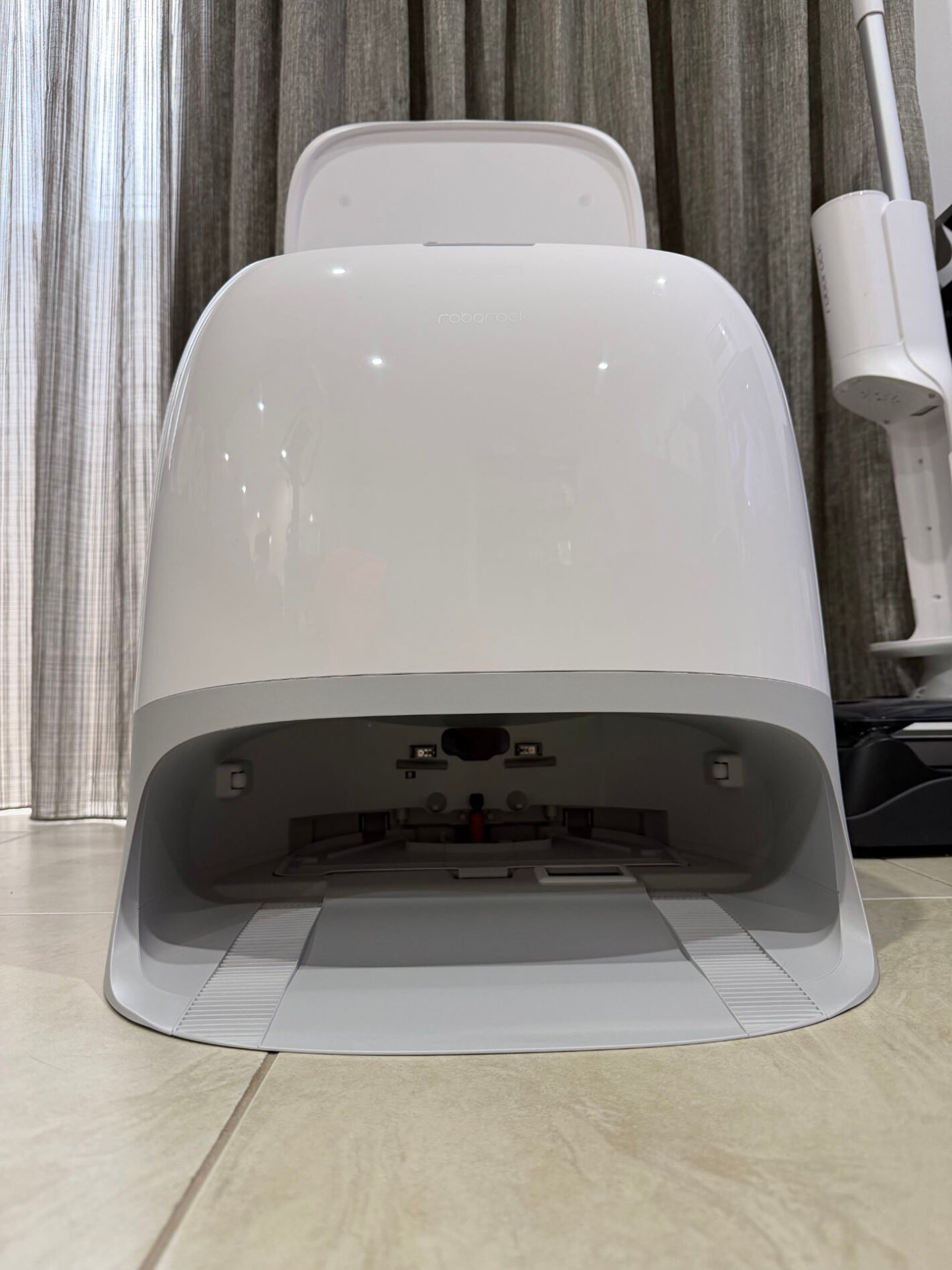 Roborock Qrevo Curv 2 Flow review: Hard floor specialist