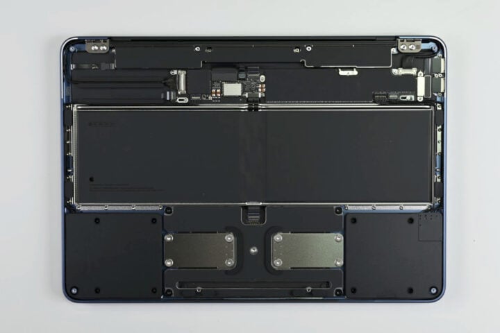 Apple MacBook Neo teardown iFixit