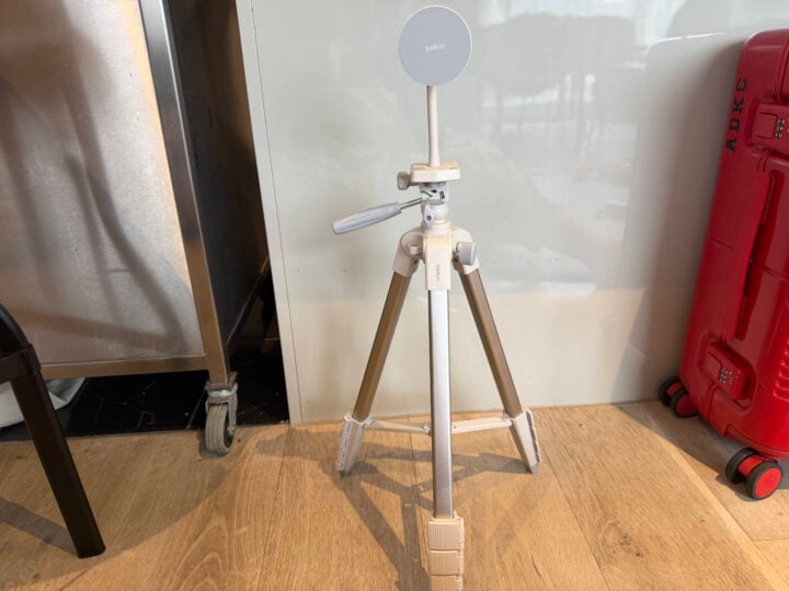 Belkin Stage Creator Kit tripod setup