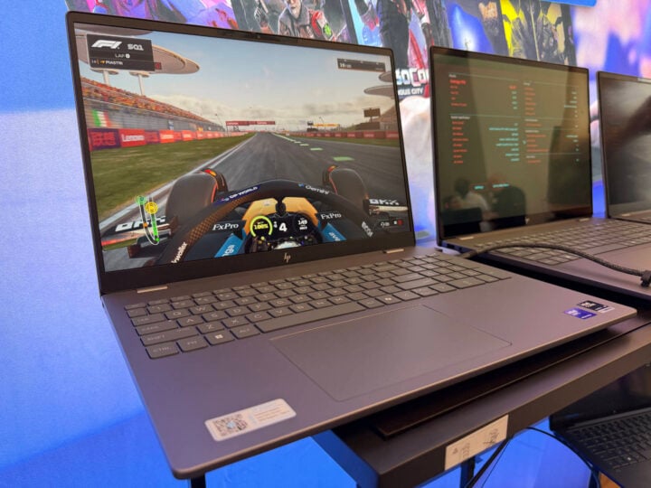 HP Omnibook Intel Core Ultra Series 3 F1 racing game