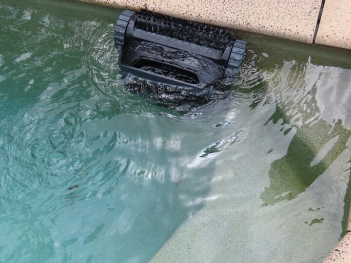 Aiper scuba x1 Horizontal scubbing 