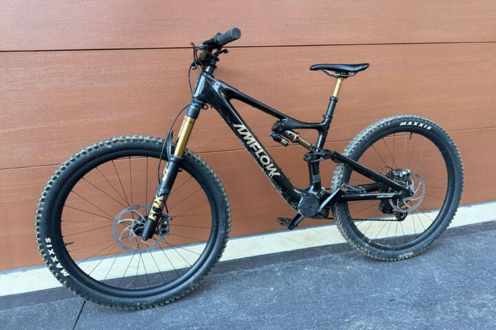 Amflow PL Carbon Pro with mud on it