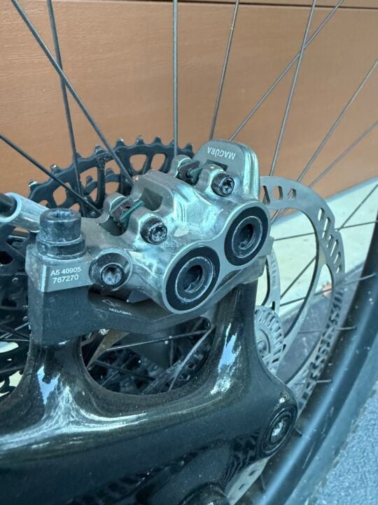 Rear disc brake unit