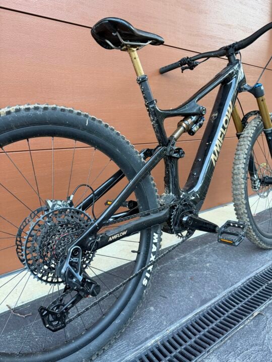 Amflow PL Carbon Pro showing frame design