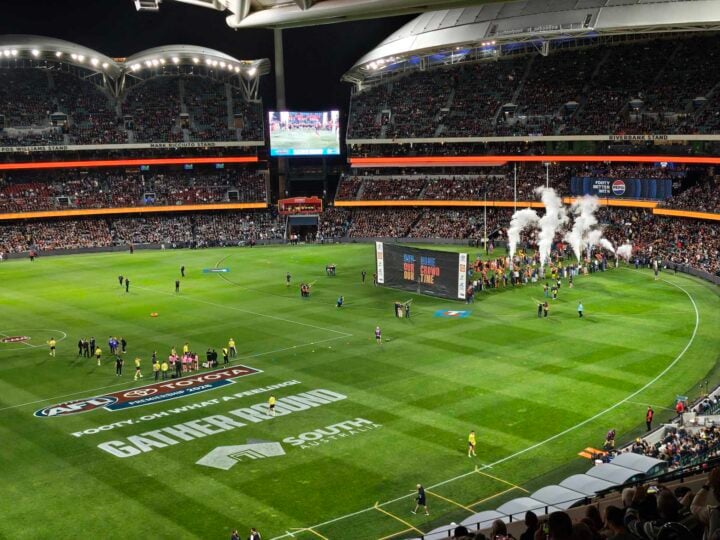 Footy stadium 2x zoom