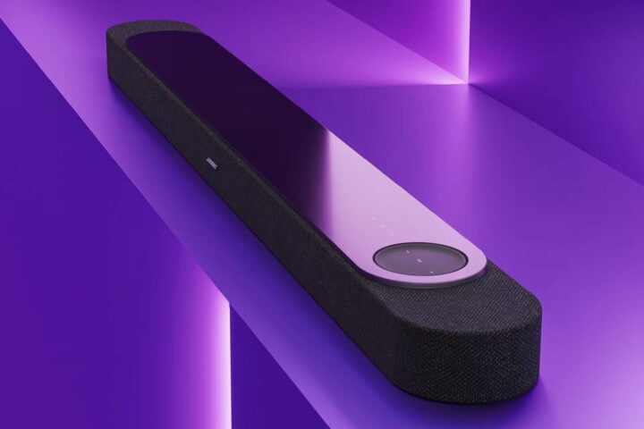 Bose Lifestyle Soundbar black on purple set