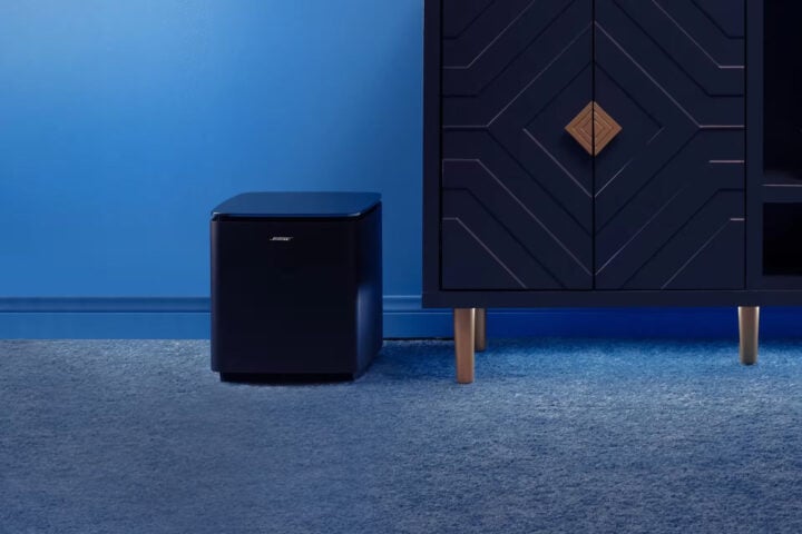 Bose Lifestyle Ultra Subwoofer black on blue floor