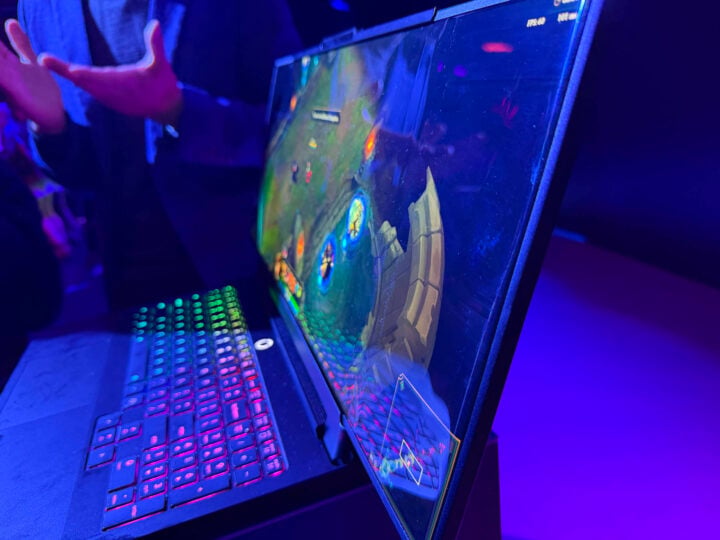 side angle of a laptop showing screen crease