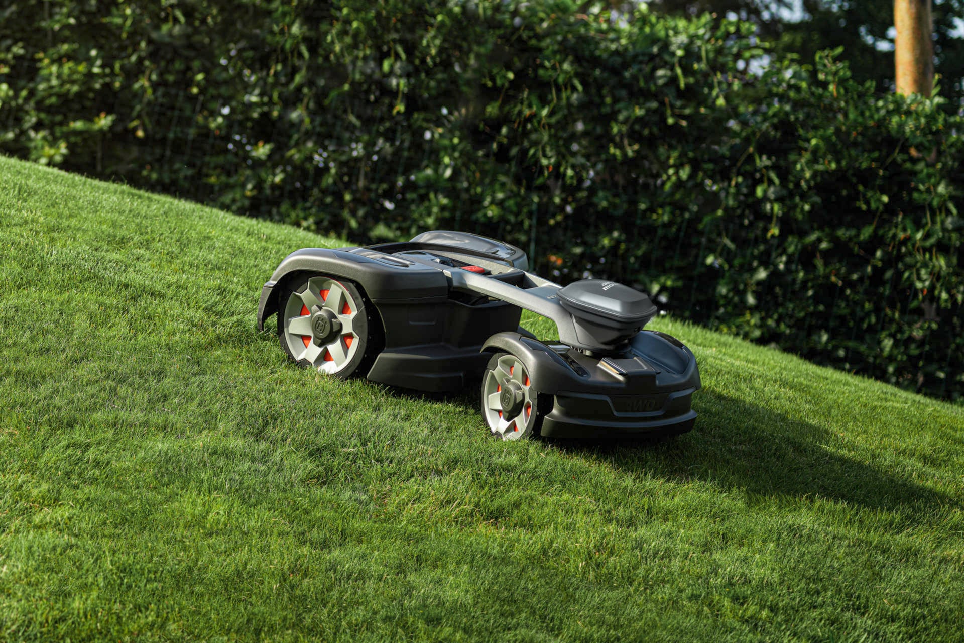 Husqvarna's new robot mowers trim your lawn via the cloud