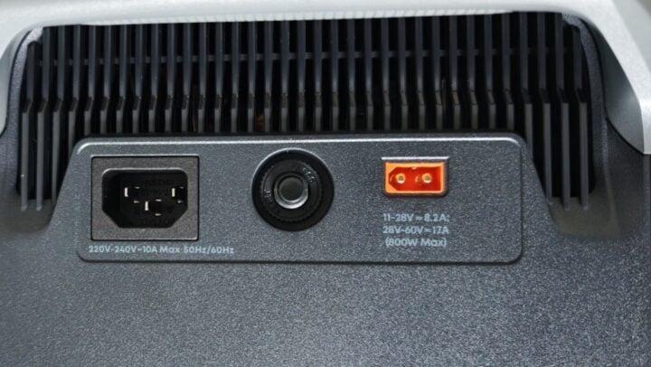 Anker SOLIX C2000 Gen 2 inputs