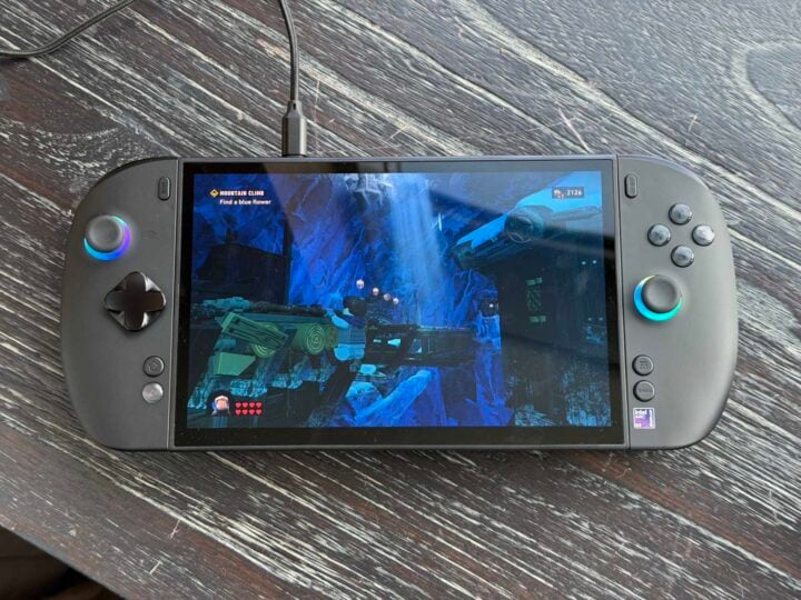 OneXPlayer Lego Batman on Intel Arc G3 chip