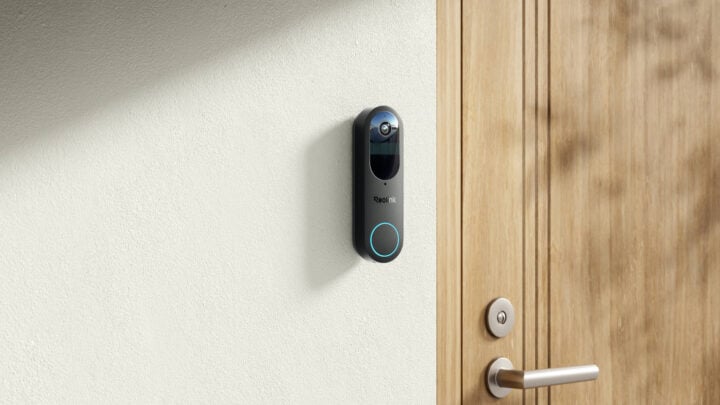 Reolink Battery Video Doorbell on wall
