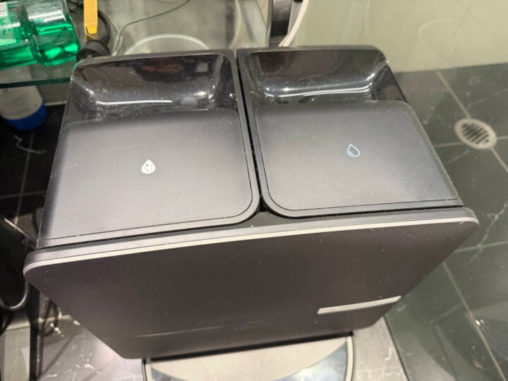 docking station water tanks