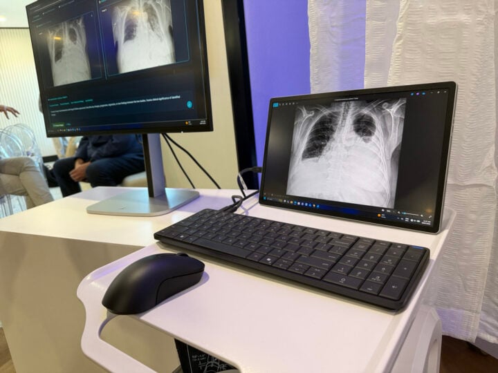 HP EliteBoard G1a medical demo