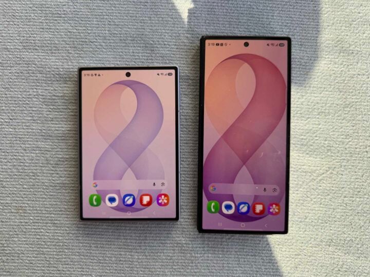 Samsung Galaxy Fold Z 8 and Z 8 Ultra comparison