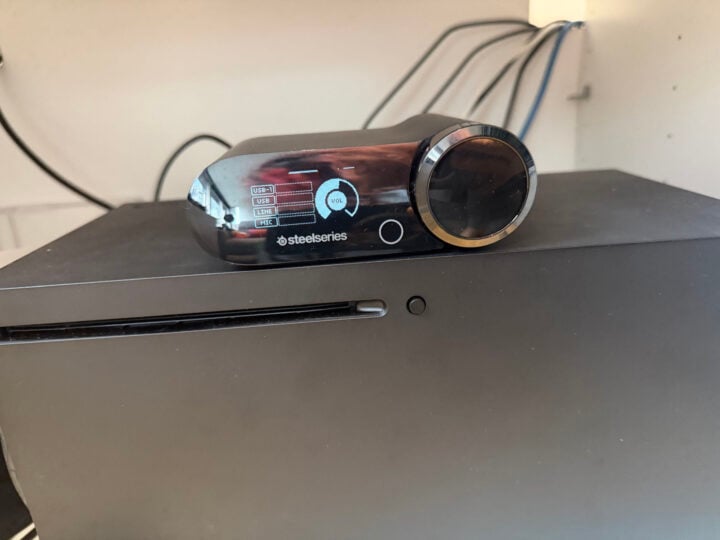 SteelSeries Arctis Nova Elite DAC unit