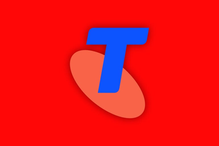 Telstra outage brings down public transport and services