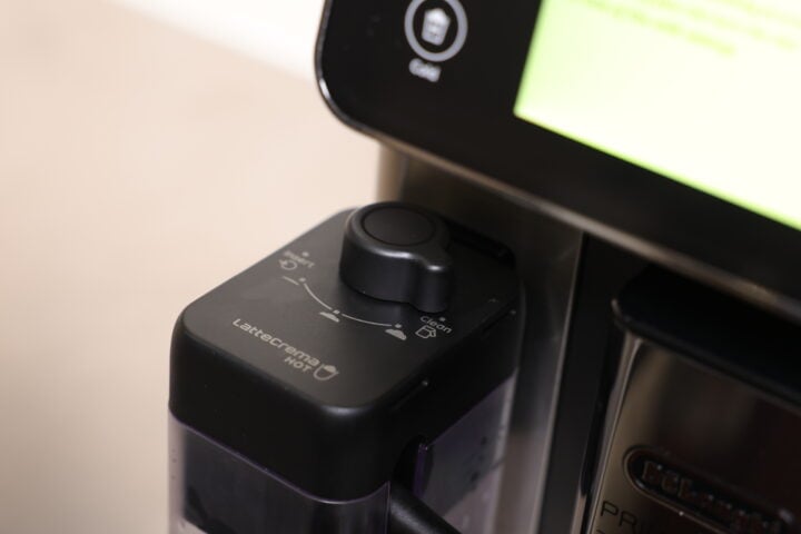 LatteCrema Hot dispenser