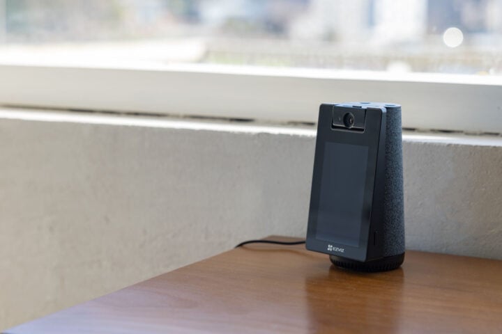 EZVIZ S10 indoor video camera
