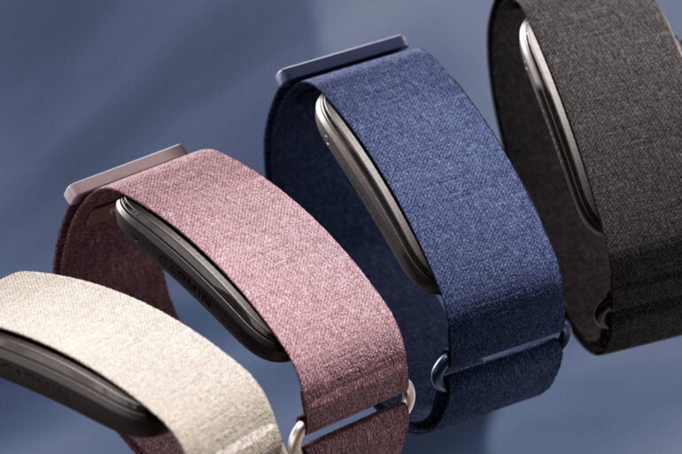 Garmin debuts its screenless wearable in Australia with mini retreat