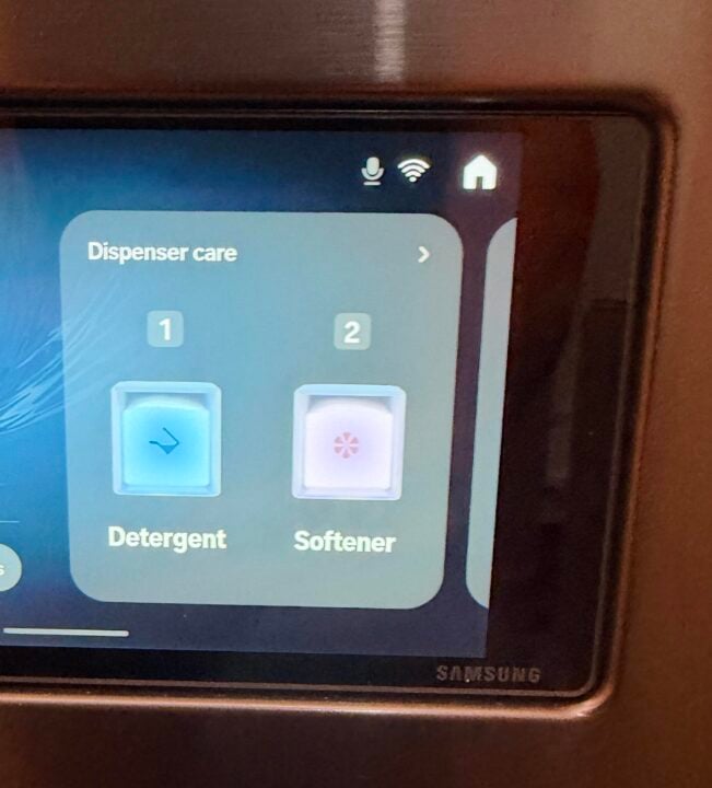 Auto dispenser screen