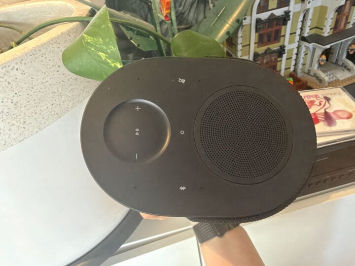 Намоиши болоии баландгӯяк Bose Lifestyle Ultra