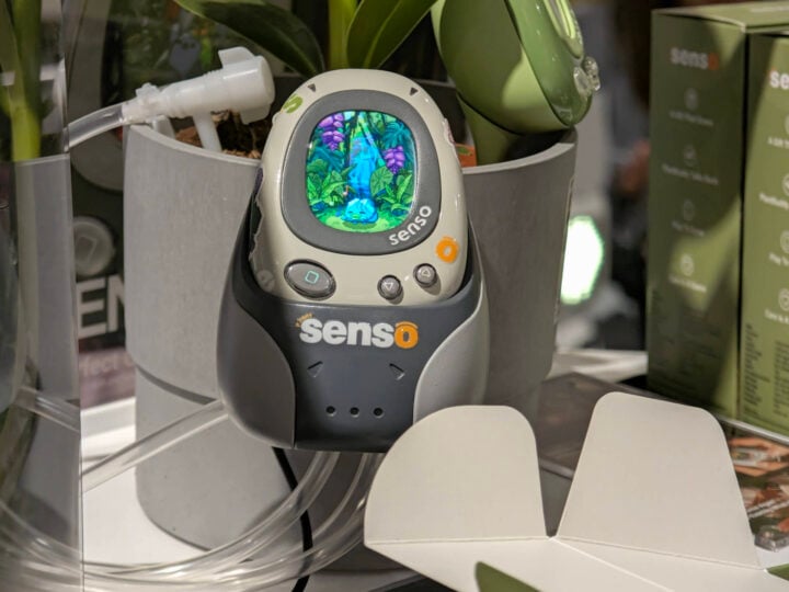 PlantSenso companion device