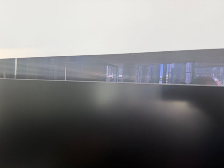 Samsung Micro RGB R95H reflection comparison