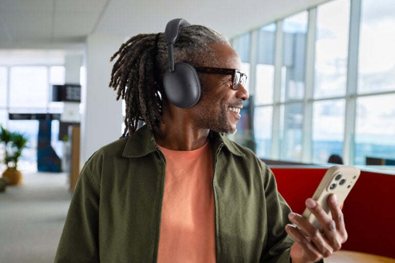 The new Logitech Zone Vibe Pro wants to be your only headset