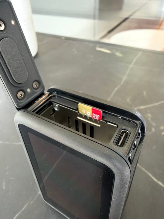 Removing the MicroSD Memory card