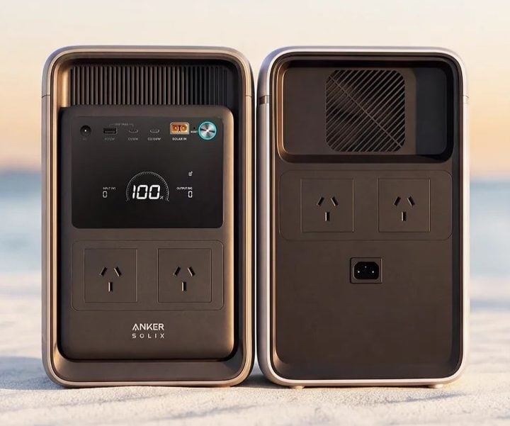 Anker Solix S2000 Input output ports