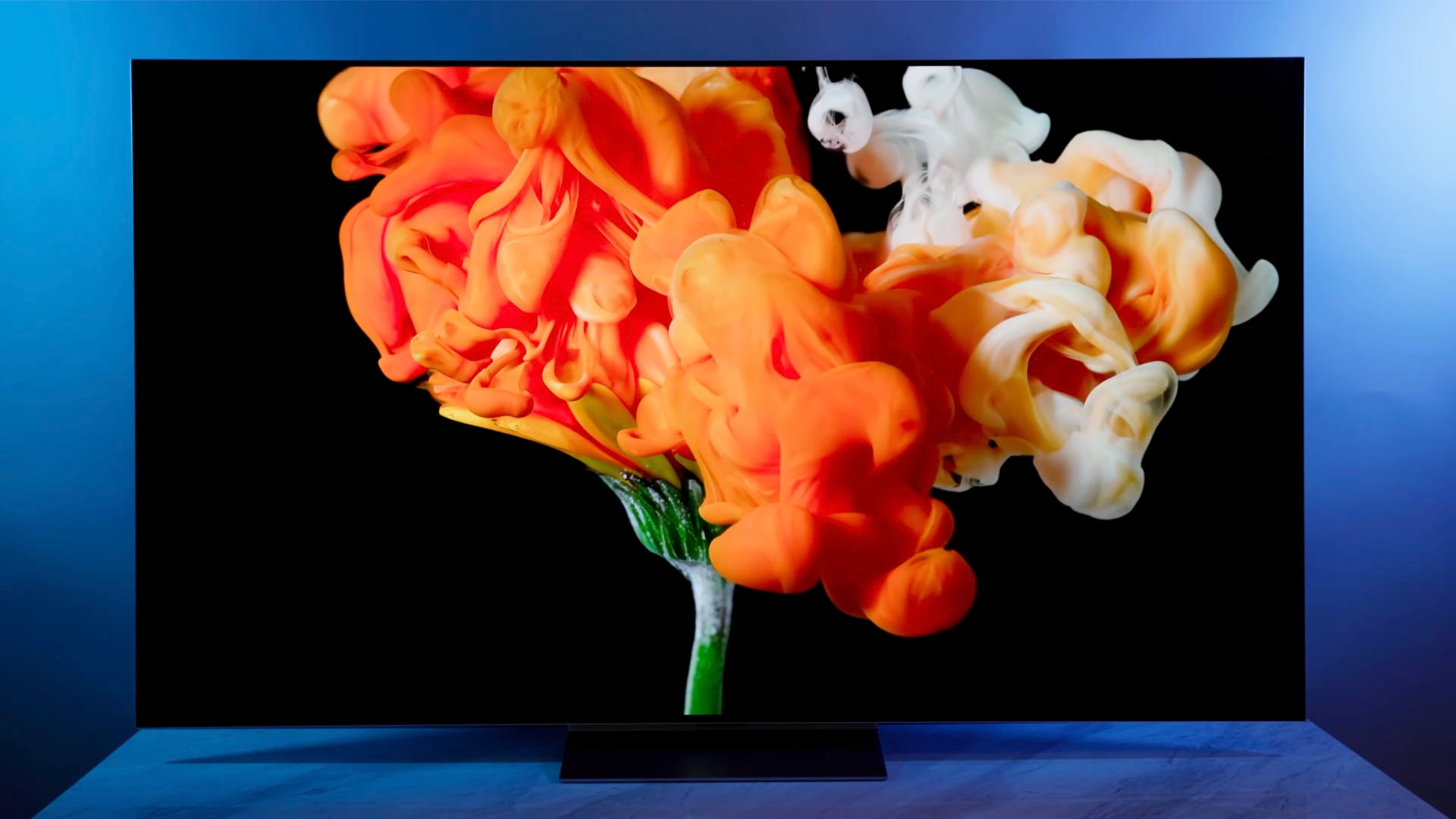 LG G6 OLED TV displaying flower bloom image